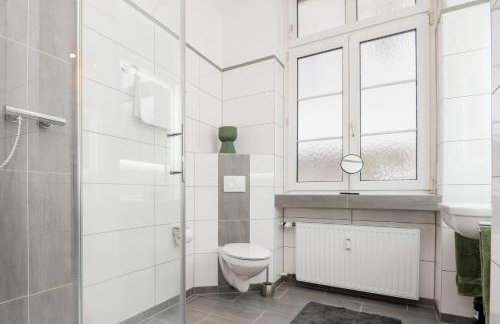 Center Elegance Light Apartment - Photo 6