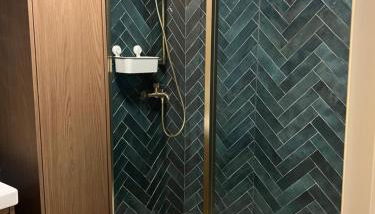 Olympie, airport, train and tram station Fully equipped for 3 peoples - Foto 5, Shower