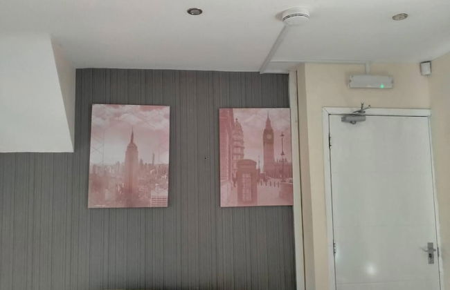 Spacious 3bed House in Walsall With Parking Onsite - Foto 5