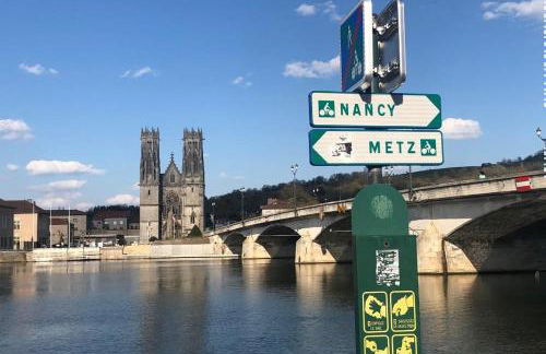 Maisonnette atypique du centre ville - Foto 17