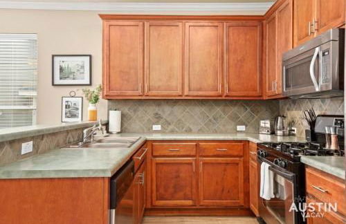 Spectacular Neighborhood Spacious House and Yard - Foto 12