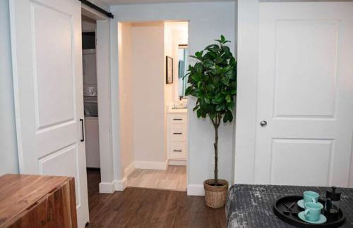 Fun Cozy 1 Br King Apts - 1 25 Mile Walk to TIAA Bnk Fld - Foto 21