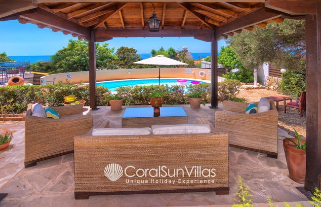 Large Pool & Garden, Billiard, Peaceful Area, Near to the Sea, Coral Bay Paphos - Foto 71