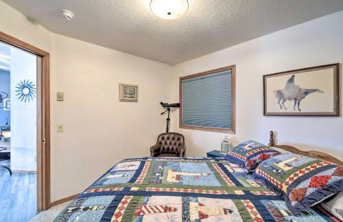 Pet-Friendly Ocean Park Home with Decks and View! - Foto 24