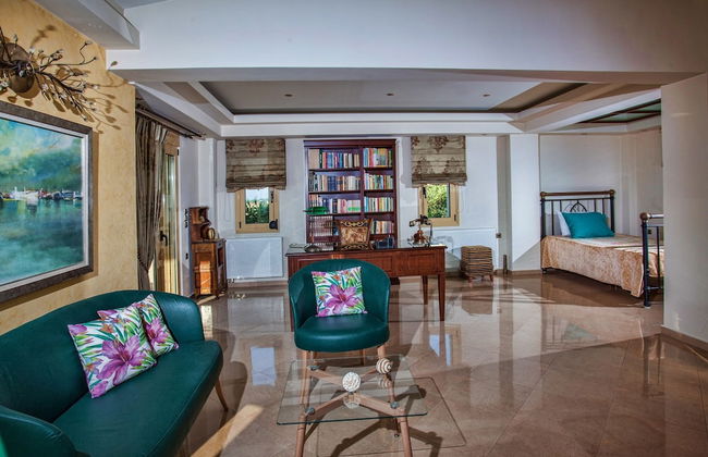 Palladio Luxury Villa - Photo 16