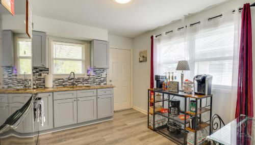 1 Mi to Truman Library Apt with Large Yard! - Foto 2