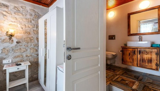 İmerek Taş Ev Otel Alaçatı - Foto 5, Habitación