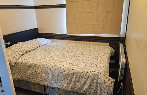 Femros Apartments, 15mins to city center. - Foto 24