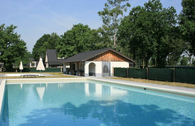 Relaxing Sauna Villa Retreat - Photo 20