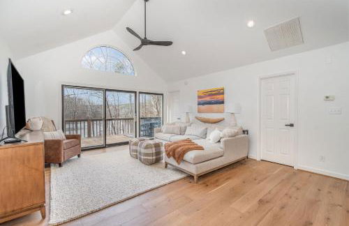 Lake Point Escape on Belews Lake - Foto 6