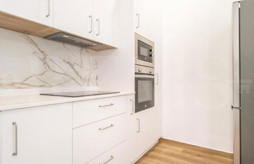 Bright Classic House Near La Malagueta REMS - Photo 25