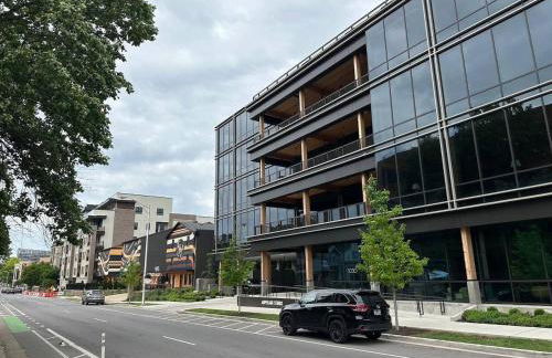 Pool, Walk Restaurants plus Bars on Famous Music Row - Foto 45