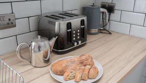 The Avenue-3 bed sleeps 6 great for contractors - Foto 5, toaster