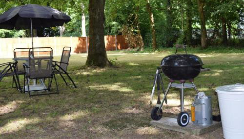 ROSE - 2 Bedroom Cottage - Photo 4