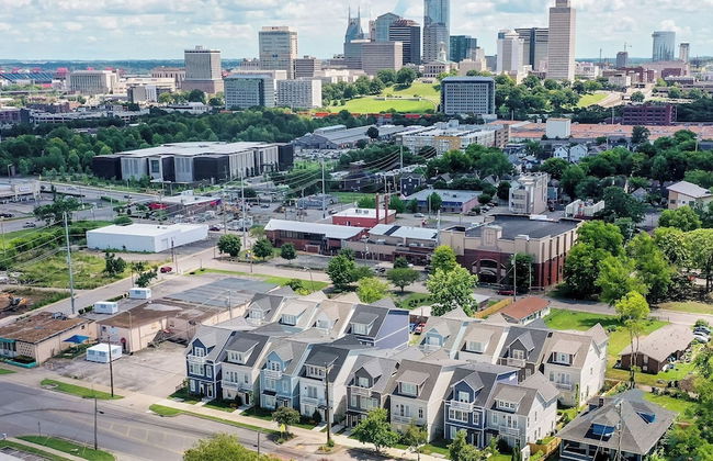 Linda by Avantstay Lovely 4BR Condo in Heart of Nashville - Photo 22
