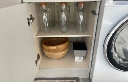 Spacious Flat! Sleeps 7, Pet Friendly and Parking - Photo 68