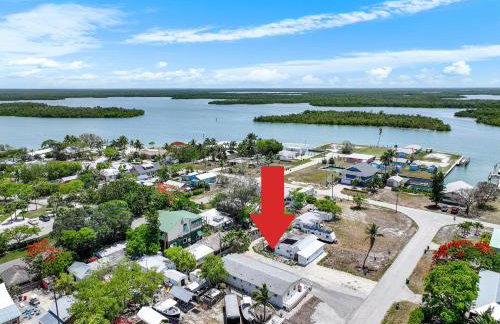 Condo located in Goodland just a short walk from great food - Foto 7