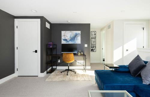 Stunning 3BD 3.5 BA - 10 Min to Downtown! Garage! - Foto 28