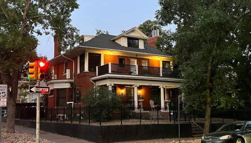 4 BR Luxurious-Gem Mansion in Heart of Denver - Foto 4