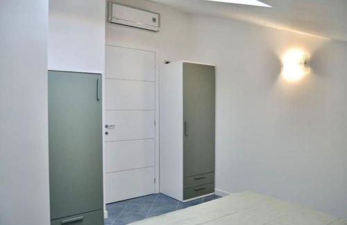 [Lido Apartment] - Photo 10