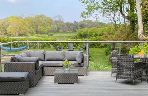 Luxury retreat with hot tub & wood burner - Mylor - Foto 27