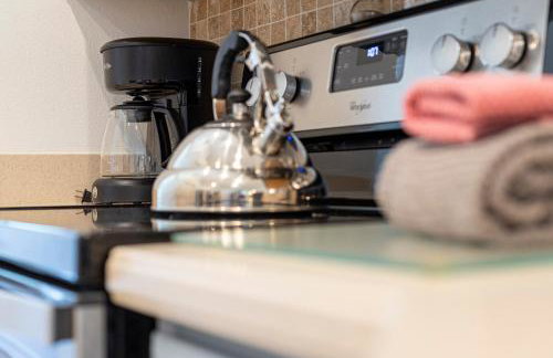 514 - Make Yourself at Home on our Private Pool Deck with Spa - Photo 5