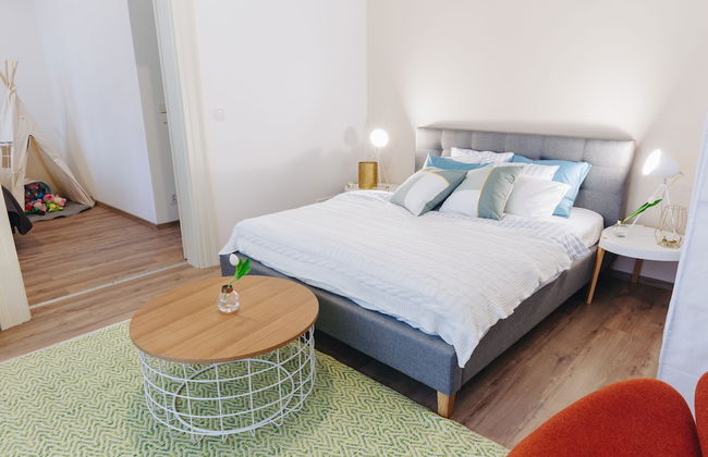 CHILL Apartments - Photo 3