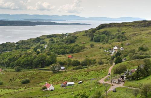 Chapel House - Photo 16