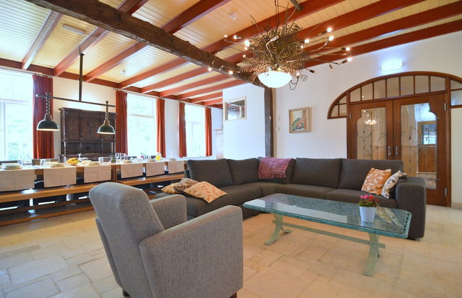 Spacious Holiday Home in Rekken With Hot Tub - Foto 16