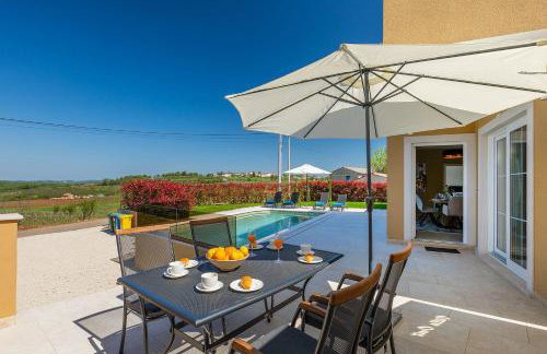 Traumhafte Finca mit Privatpool und Panoramablick - Foto 7