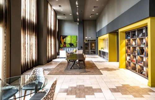 Luxury 2BR Stay Pool, Gym and Chill Areas - Photo 34