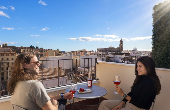 Coeo Peña Design Apartments - Photo 26