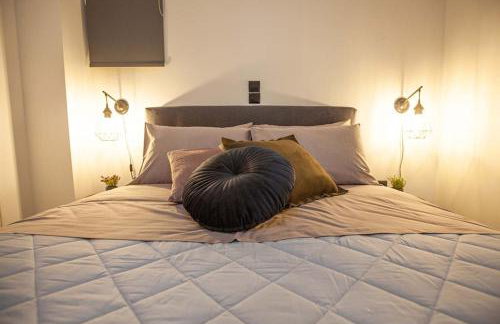 Kalafatis Downtown Apartment - Photo 32