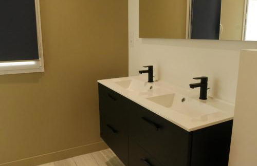 Logement à 100m du virage d'Arnage- Circuit des 24h du Mans - 6 personnes - Photo 16