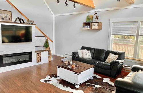 Journeys End Chalet - Minutes to Jay Peak! - Foto 12