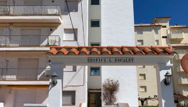 Cosy Apartment in L Escala, 7 mins walk to the closest beach, Riells - Foto 5