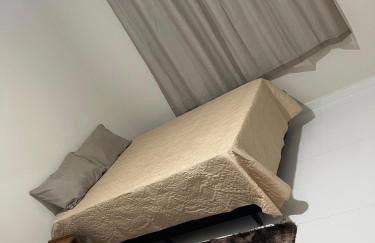Casa Nova, com cozinha planejada, bem localizada! - Foto 12