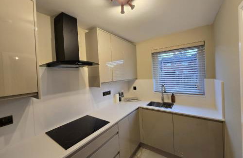 New 2 Bedroom Appartment In Manchester - Stretford - Old Trafford Close to Football-Cricket Ground & City Centre - Foto 23