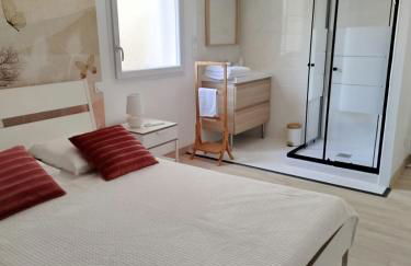 Villa climatisée, proche mer, 2 grands appartements indépendants, parking, wifi - Foto 13
