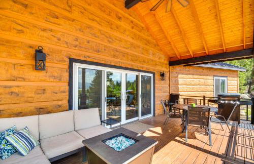 2 Mi to Lake Stunning Twin Lakes Home with Deck - Foto 31