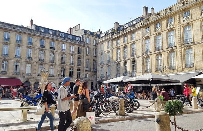 Bordeaux Food and Wine Tour - Photo 8
