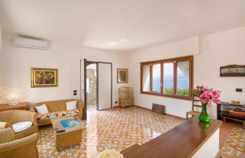 Amazing Home In Staletti With Wifi - Foto 31