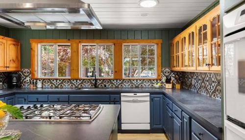 6 BR 4BA Redwood Retreat w Pool - Foto 4