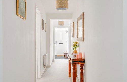 Spire View - New Forest Holiday Home - Photo 20