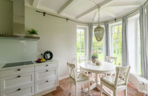 Alte Schule unter Reet- Klassenzimmer - Foto 15