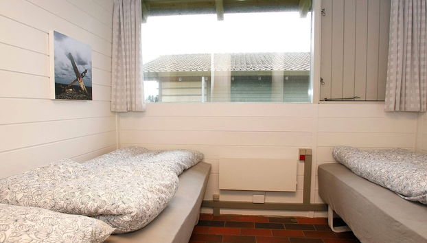 6 Person Holiday Home on a Holiday Park in Hanstholm - Foto 4, Zimmer