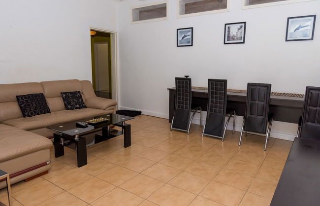 Spendwise Lodge and Apartments - Foto 10