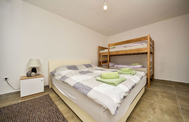 Apartmani Robi i Kristina - Photo 26