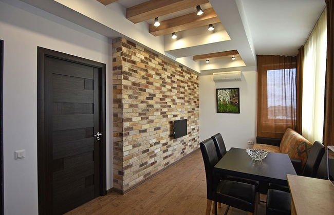 Gallery Apartments C - Photo 9