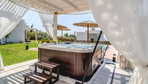 Heliophos Villa Amalthia - Foto 2, sunbed, Garden view